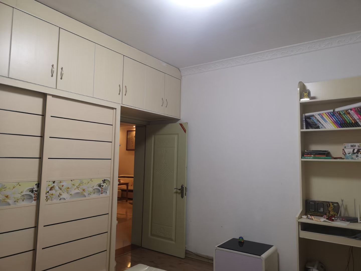 �ճǻƽ���3¥2��2��2�����⣬�Ҿ���ȫ�������ס����ͨ������ͣ������