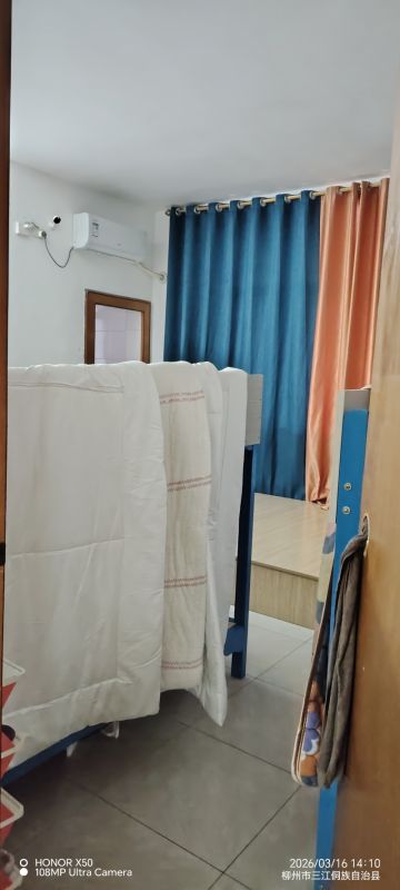 ʵ��Сѧ�������˽�10�Ŷ�¥